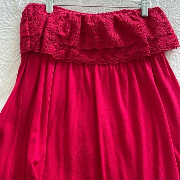 Women’s size medium strapless top - Picture 3 of 4